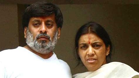 Aarushi-Hemraj murder case LIVE: Allahabad HC acquits Rajesh and Nupur ...