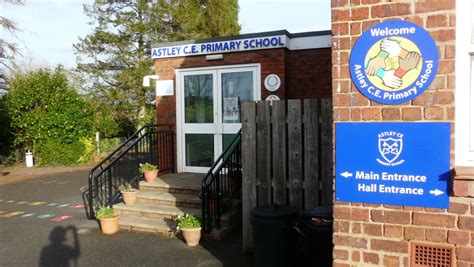 School Tour - Astley CE Primary School