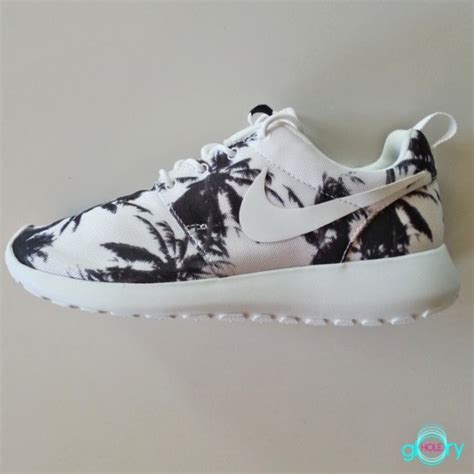 Nike Roshe Run Palm Trees