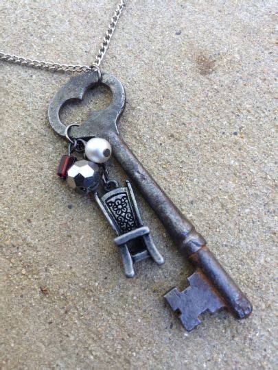 Vintage Skeleton Key Necklace Repurposed Necklace Pendant Etsy