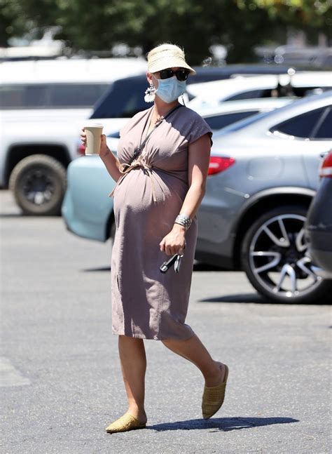 Katy Perry - Shows her baby bump in Santa Barbara - California-42 | GotCeleb