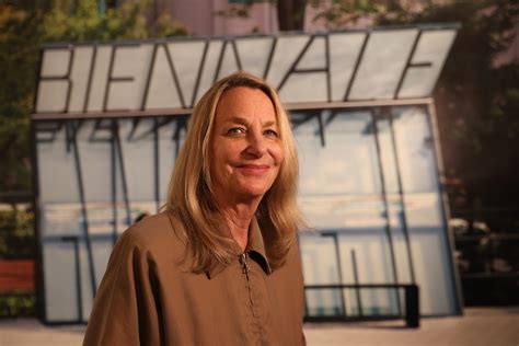 Fotos La Obra De La Dise Adora Gr Fica Paula Scher Llega A Madrid