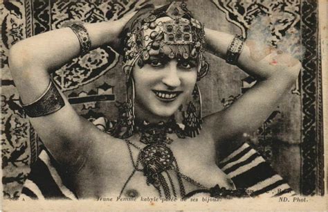 Pc Woman Kabyle Par E Of Her Jewelry Ethnic Nude A Europe