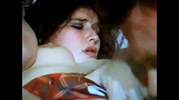 Convenci A Mi Esposa De Que Se Dejara Coger Por Nuestro Amigo XVIDEOS