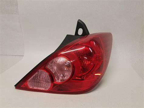 2007 2012 Nissan Versa Hatchback Passenger Tail Light Taillight Lamp Oem Ebay