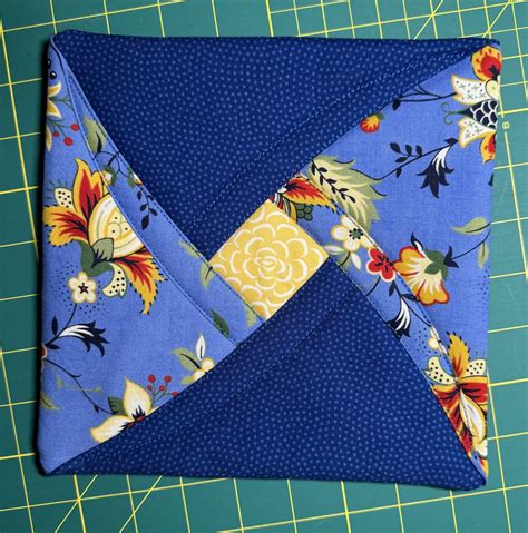 Tutorial Folded Flap Hot Pads From First Light Designs First Light Designs