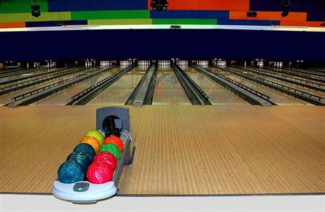 Bowling Alley Free Stock Photo - Public Domain Pictures