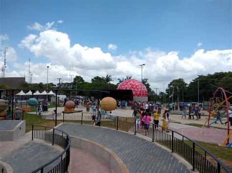 Parque Astronômico Albert Einstein E mc² é inaugurado em Criciúma