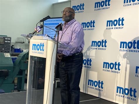 As Mott Corp. expands in Farmington with 100 more jobs, officials