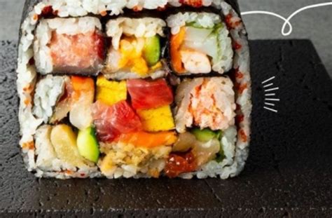 Ada Sushi Kecil Di Dalam Sushi Besar Sajian Khas Jepang Ini Bikin