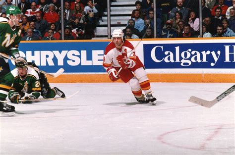 Doug Gilmour's Impressive First Season with the Flames