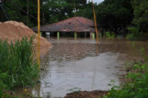 Ms Tem Fam Lias Desalojadas Ou Desabrigadas Cidades Campo