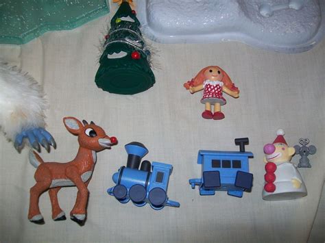 RUDOLPH AND THE ISLAND OF MISFIT TOYS BUMBLE TRAIN DOLL NESTING TOY ...