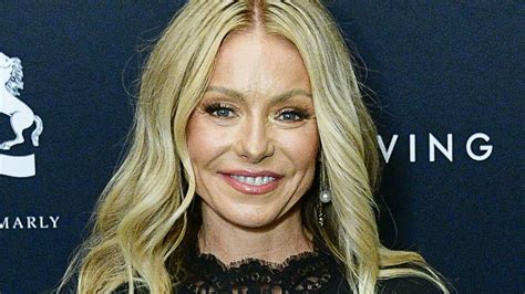 Kelly Ripa Displays Super Toned Legs In Head Turning Mini Dress Hello