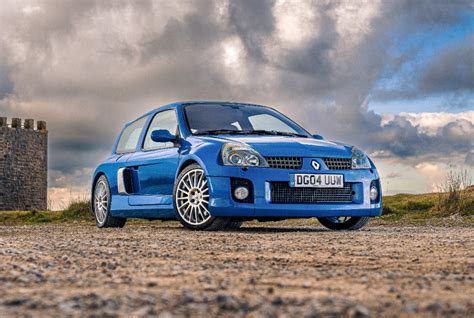 Renault Clio V6 Review | Rush Magazine