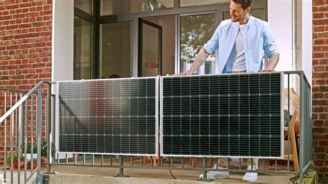 Ab heute bei Aldi Günstiges Balkonkraftwerk mit 2 Solarmodulen und 600