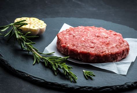 2 x 6oz Lean Hache Steak | Buy Fresh Steak Online | UK Online Butcher