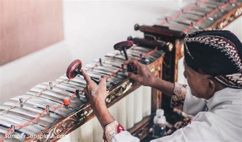 sejarah musik keroncong  eksis sampai berinovasi  genre