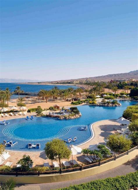 Top beach hotels in Aqaba on the Red Sea | Edelweiss