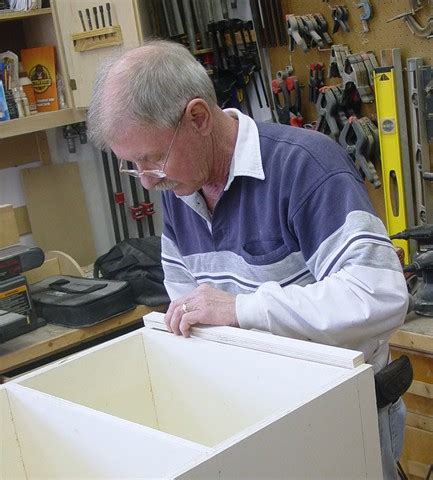 Bookcase Assembly Instructions – Hot Springs Village Woodworkers Club