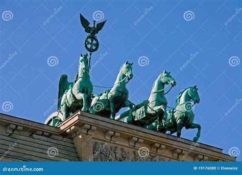 Quadriga On The Brandenburger Tor Stock Photo - Image: 19176080