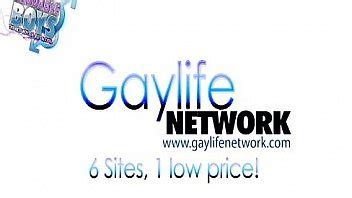 Logan Wants To Show Us How Bad And Horny He Is XNXX