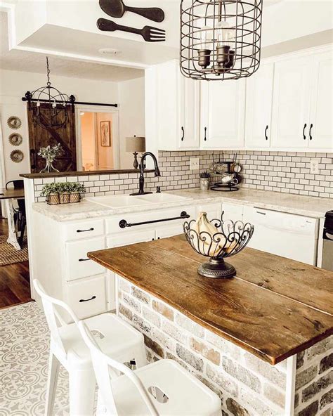 Rustic Kitchen Islands You’ll Want to Try