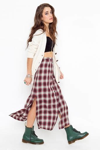 90s Style Grunge Maxi Skirt Dr Martens Crop Top Looks