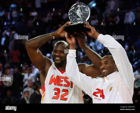 Shaquille o'neal, trophy hi-res stock photography and images - Alamy