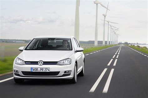 Volkswagen Golf Tsi Bluemotion Debuts With Cylinder Turbo Engine