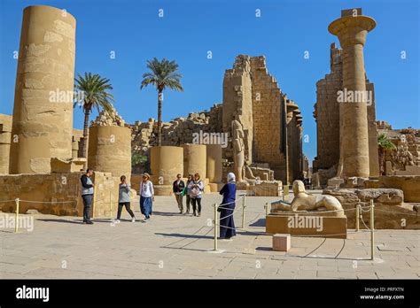 El Complejo Del Templo De Karnak Tambi N Conocido Como El Templo De