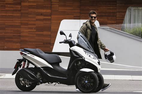 A Piaggio Mp Hpe J Chegou E Est Melhor Do Que Nunca Motonews