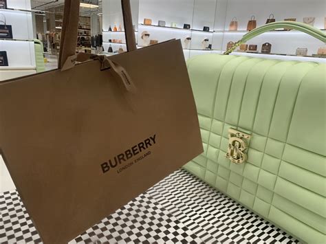 あいAIᥫ on Twitter RT nnbb39 40 BA Burberry Bright