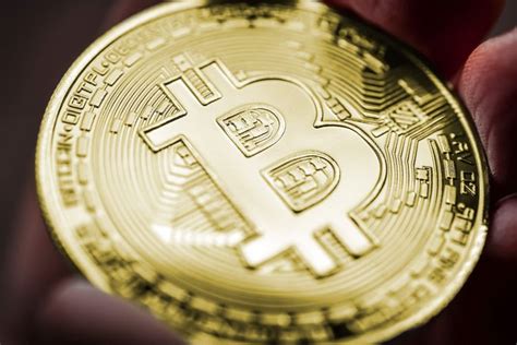 Bitcoin F Llt Unter Dollar Auf Den Niedrigsten Stand Seit