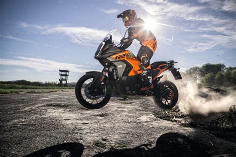 Neue KTM 1290 Super Adventure S 2023