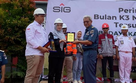 Peringatan Bulan K3 SIG Pabrik Tuban Ingatkan Pentingnya Jaga