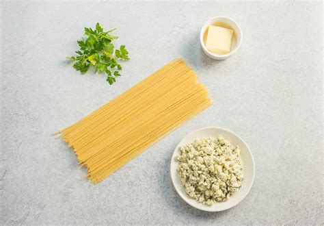 Easy Blue Cheese Sauce Pasta Recipe