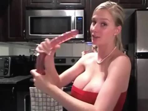 Insane Deep Dildo Deepthroat