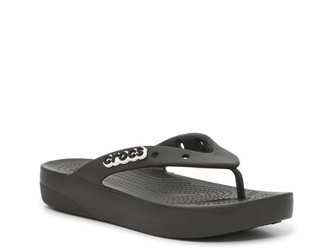 Crocs Classic Platform Flip Flop - Women's - Free Shipping | DSW