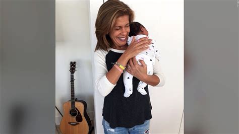 'Today' host Hoda Kotb announces baby girl - CNN Video