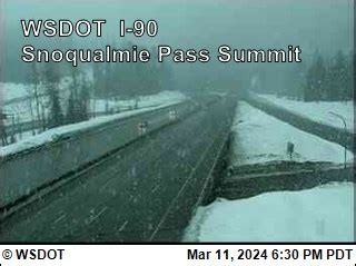 WSDOT - I-90 at MP 52: Snoqualmie Summit - Washington State Traffic Cameras