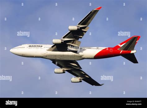 747 Taking Off Stock Photos & 747 Taking Off Stock Images - Alamy