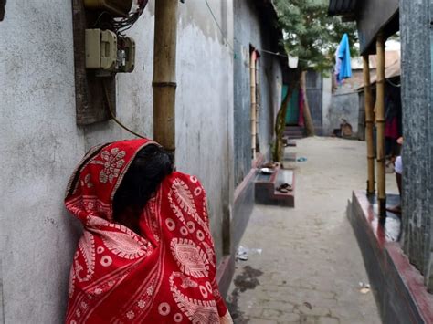 Bangladesh Vaccinates Sex Workers At Largest Brothel Today