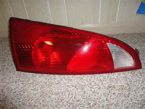 Sell Ford Focus Zx3 Right Side Tail Lamp Oem In Medina Ohio Us For Us 9 99