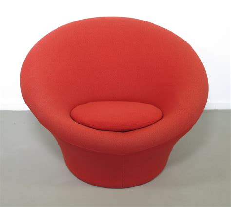 Model F560 Mushroom Lounge Chair By Pierre Paulin For Artifort 1960s