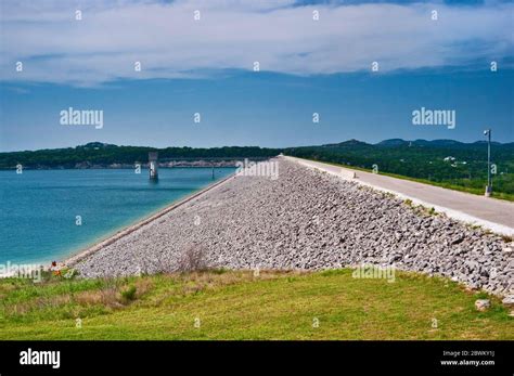 Canyon lake dam texas hi-res stock photography and images - Alamy