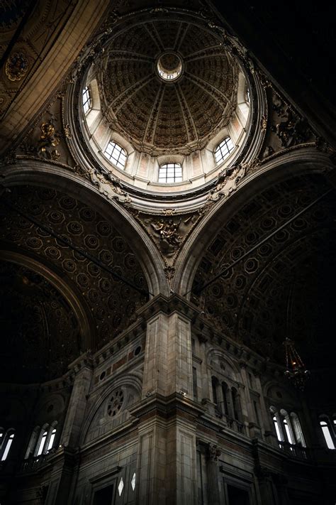 Ornate Gothic Church Interior · Free Stock Photo