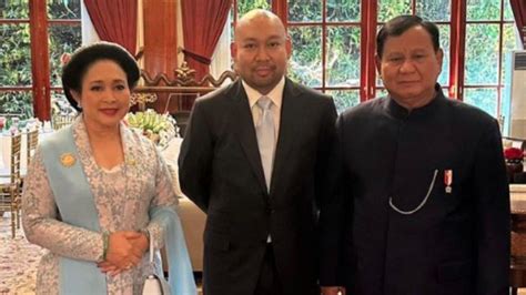 Sesi Foto Keluarga Titiek Soeharto Setelah Pelantikan Prabowo Ramai