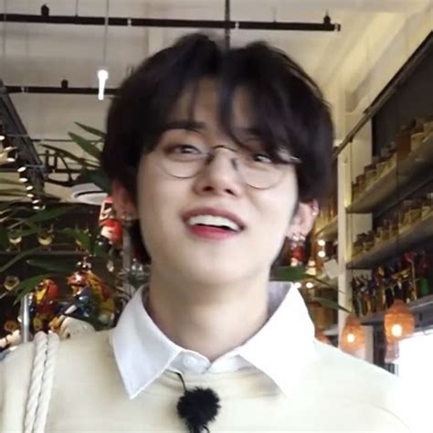 Yeonjun Txt Iq Icon Pfp In Choi Daniel Txt Kpop Guys