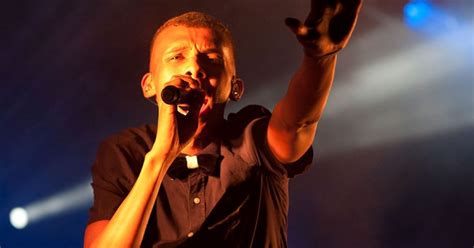 Stromae souffrant annonce la fin de sa tournée musicale